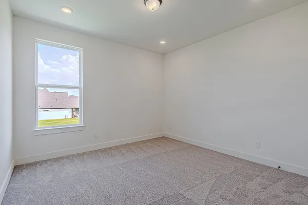 $639,990 | 153 Peninsula Point Drive, Montgomery, TX 77356