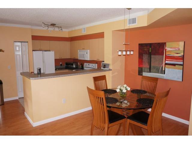 8030 North Nob Hill Road, Unit 106 Tamarac, FL 33321 - Photo 5 of 16 Kitchen