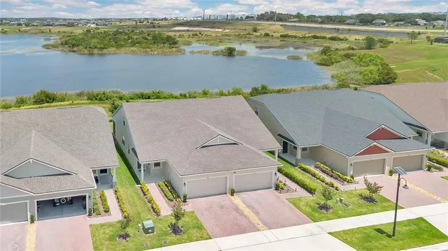 a view of an ocean with pool