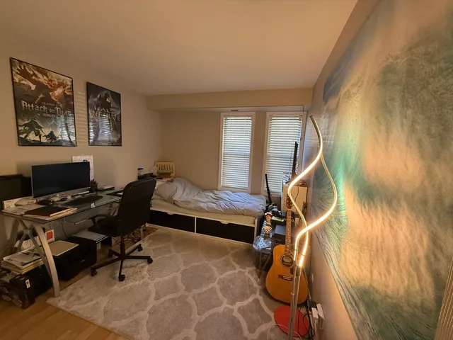 $179,900 | 2208 Country Club Drive, Unit 2, Woodridge, IL 60517