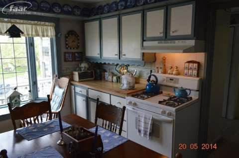 7353 Beecher Road Flint, MI 48532 - Photo 8 of 24 20402040-7.JPG