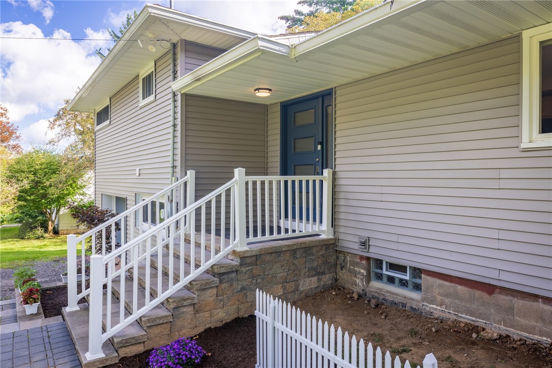 166 Moseley Road Perinton, NY 14450 - Photo 6 of 50 Gallery Image 6
