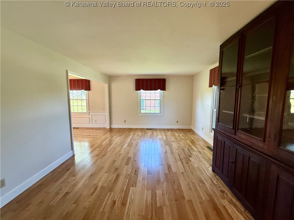 102 Colonial Lane Ripley, WV 25271 - Photo 10 of 38 Gallery Image 10