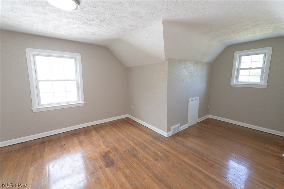 3222 Whitethorn Road Cleveland, OH 44118 - Photo 21 of 30 Gallery Image 21