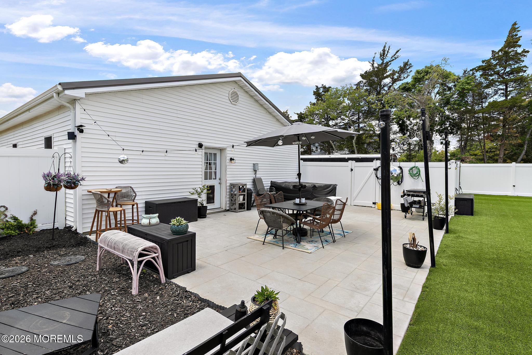 413 South Green Street Tuckerton, NJ 08087 - Photo 36 of 42 big patio space