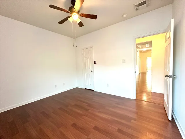 $2,900 | 46 South April Mist Circle, Conroe, TX 77385