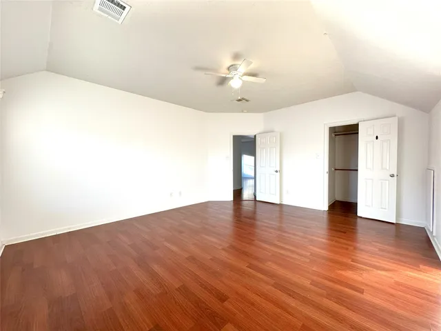 $2,900 | 46 South April Mist Circle, Conroe, TX 77385