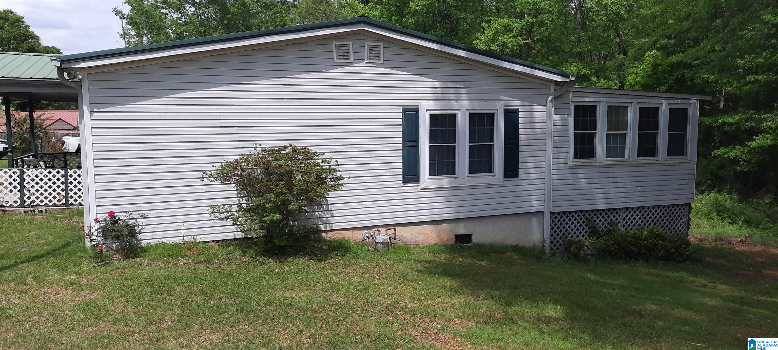 28 Meadow Lane Wedowee, AL 36278 - Photo 4 of 34
