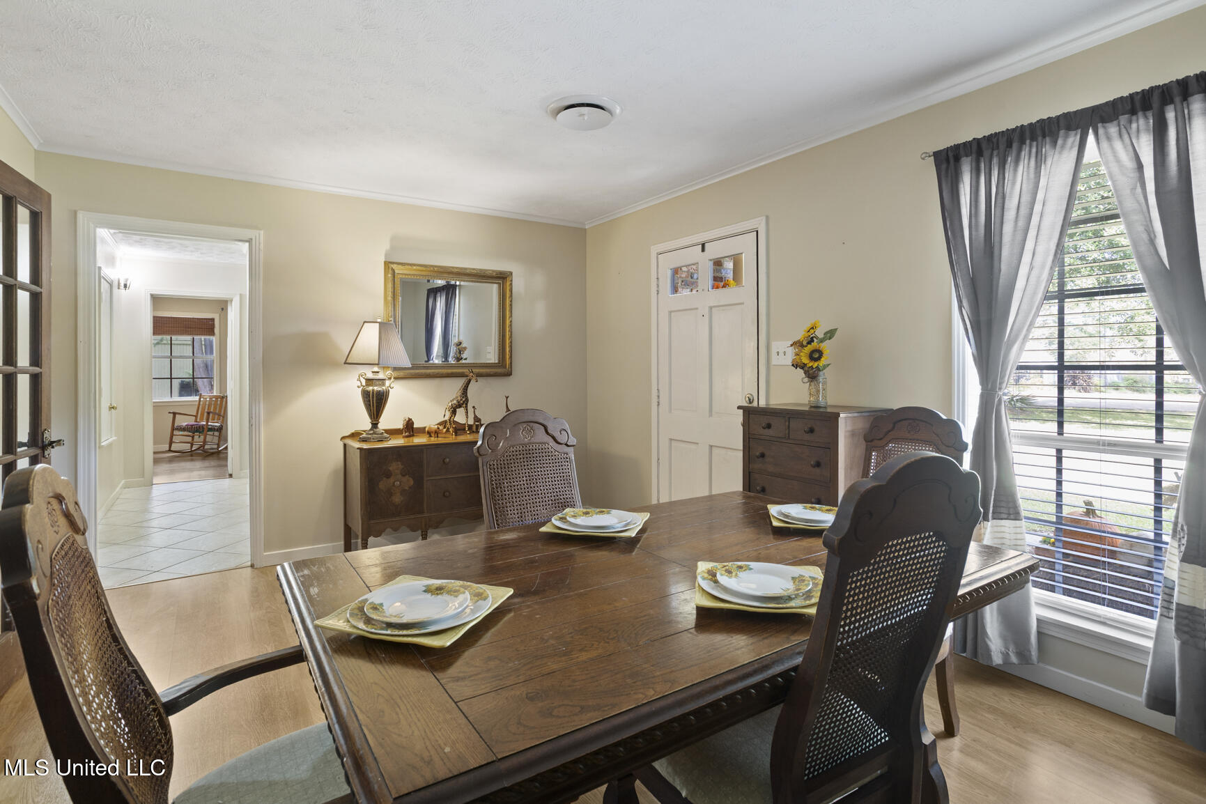 245 Mackey Drive Madison, MS 39110 - Photo 4 of 24 245 Mackey-2