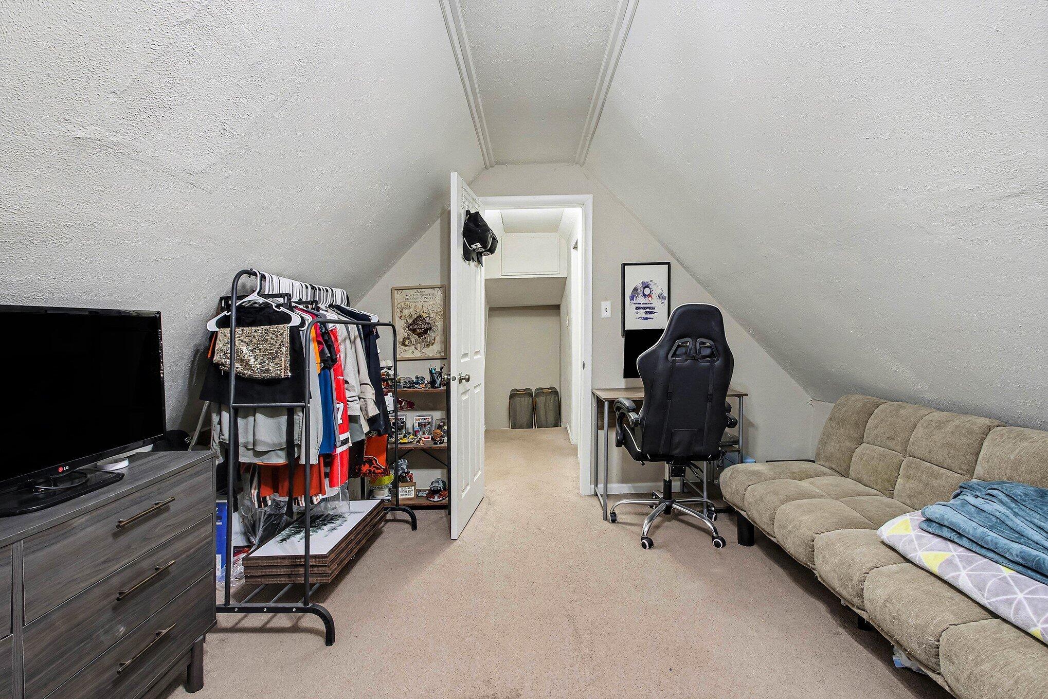 100-102 North Ridge Street Crown Point, IN 46307 - Photo 20 of 26 2038x1359