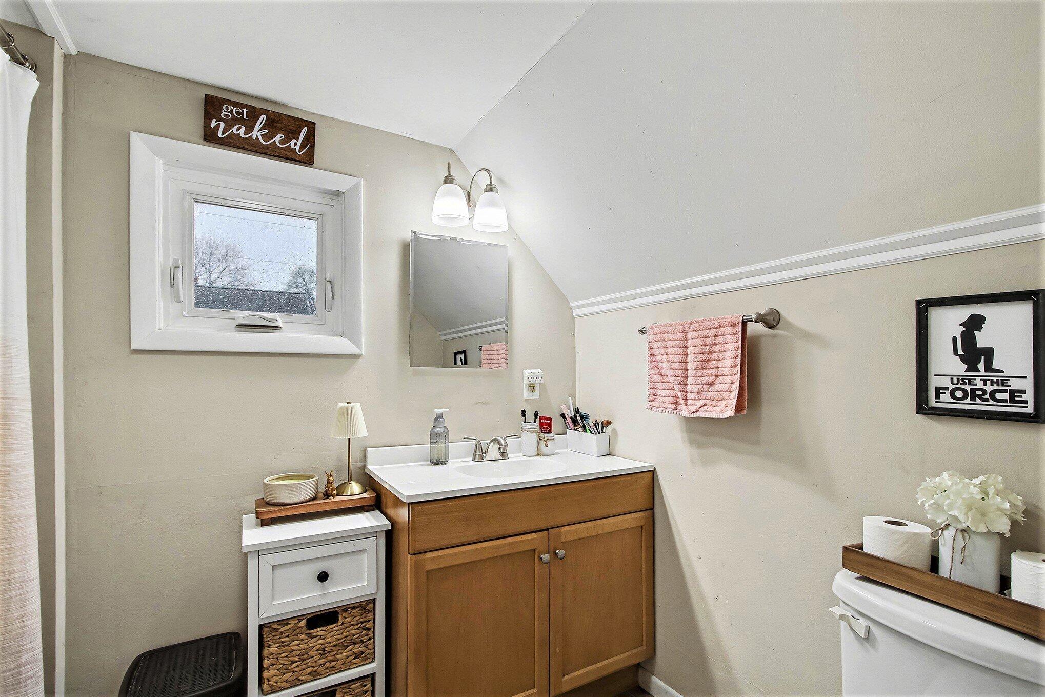 100-102 North Ridge Street Crown Point, IN 46307 - Photo 23 of 26 2038x1359