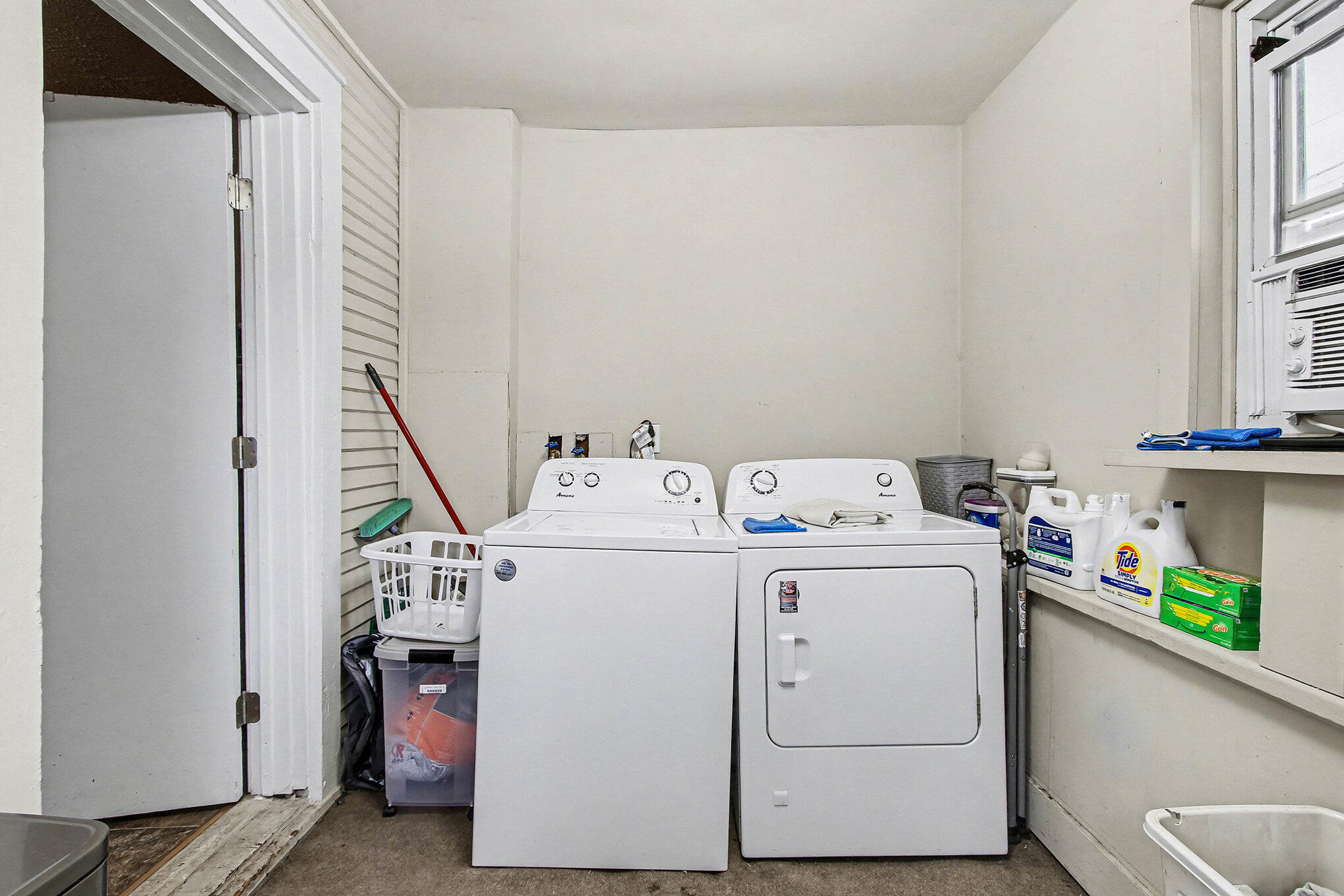 100-102 North Ridge Street Crown Point, IN 46307 - Photo 24 of 26 2038x1359