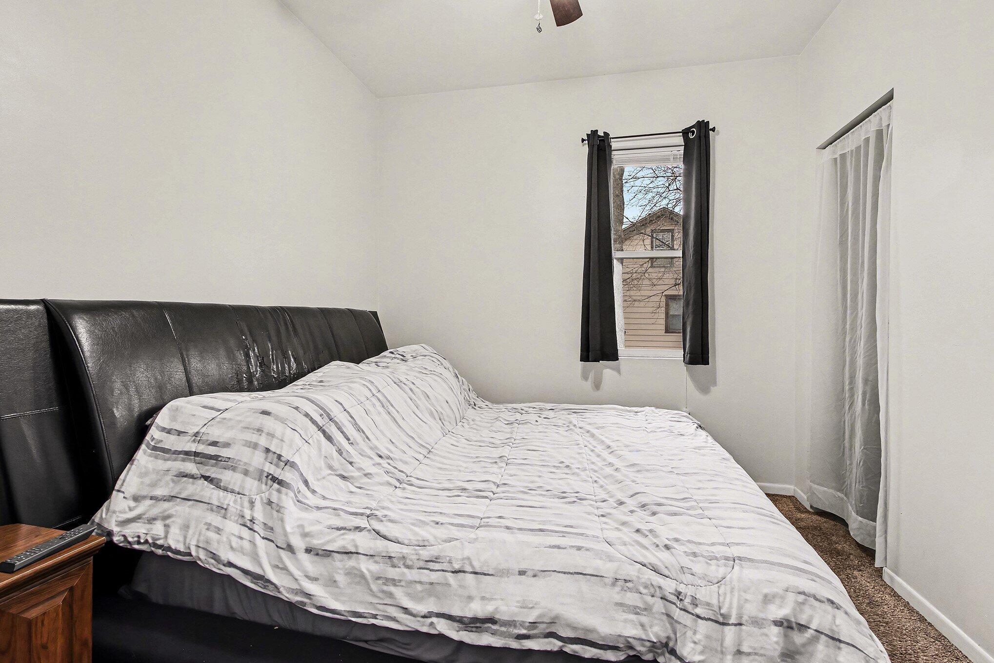 100-102 North Ridge Street Crown Point, IN 46307 - Photo 6 of 26 2038x1359