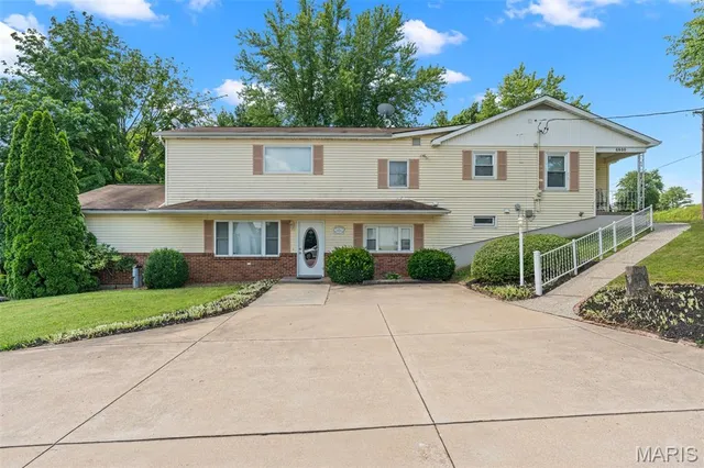 $385,000 | 4840 South Point Road, Washington, MO 63090