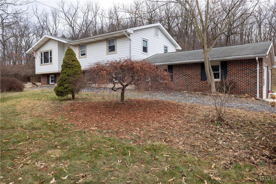 6863 Lime Kiln Road Slatington, PA 18080 - Photo 2 of 24 Gallery Image 2