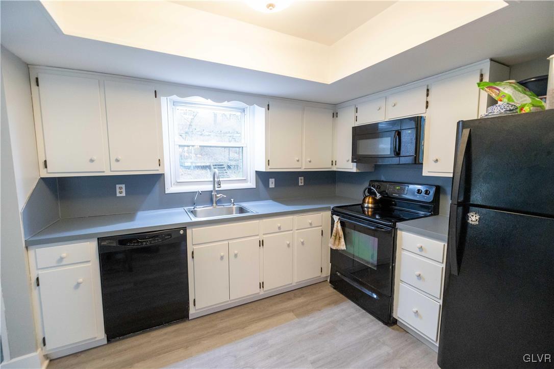 6863 Lime Kiln Road Slatington, PA 18080 - Photo 5 of 24 Gallery Image 5