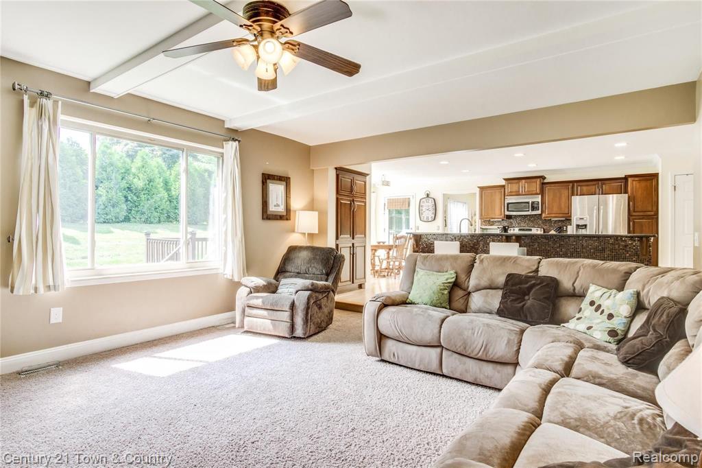 548 Ten Point Drive Rochester Hills, MI 48309 - Photo 25 of 46