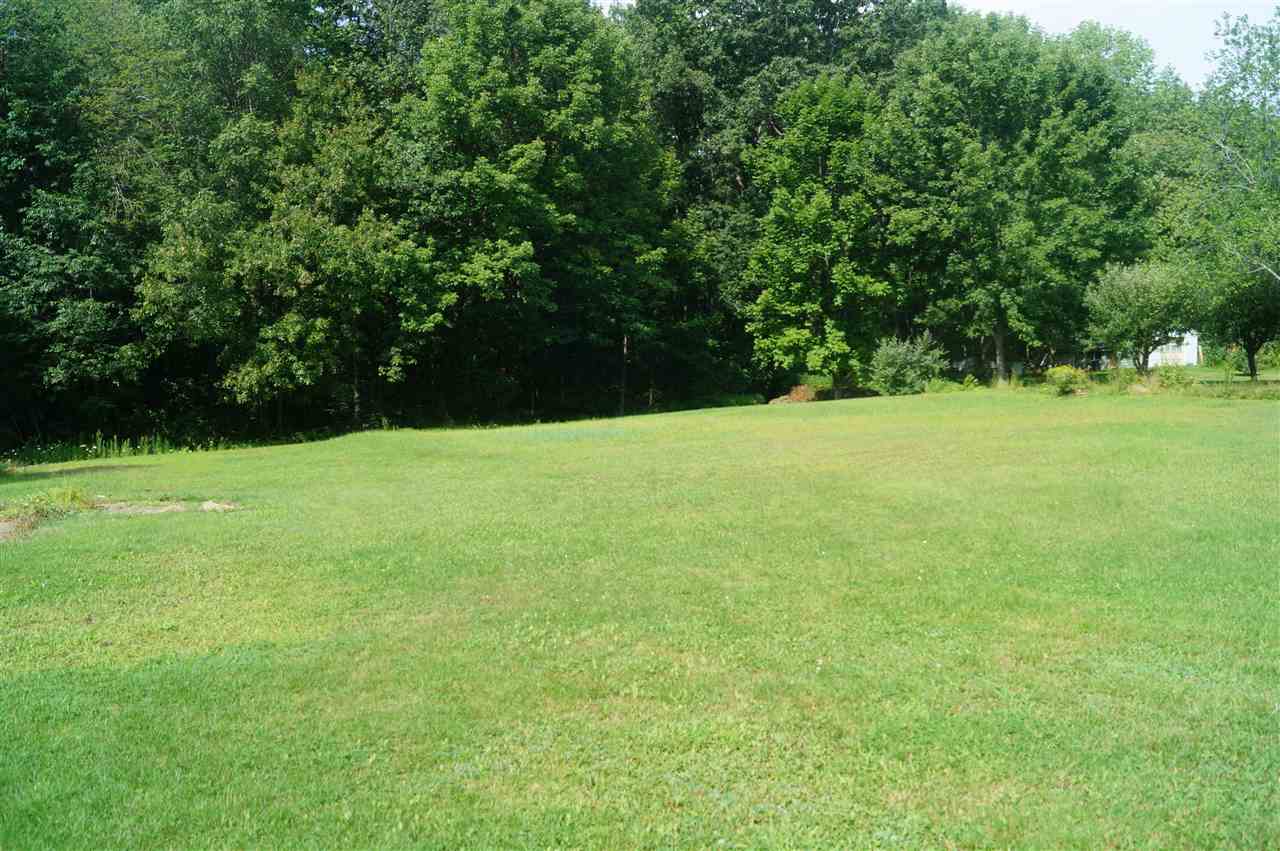 84 Scobie Pond Road Derry, NH 03038 - Photo 3 of 9