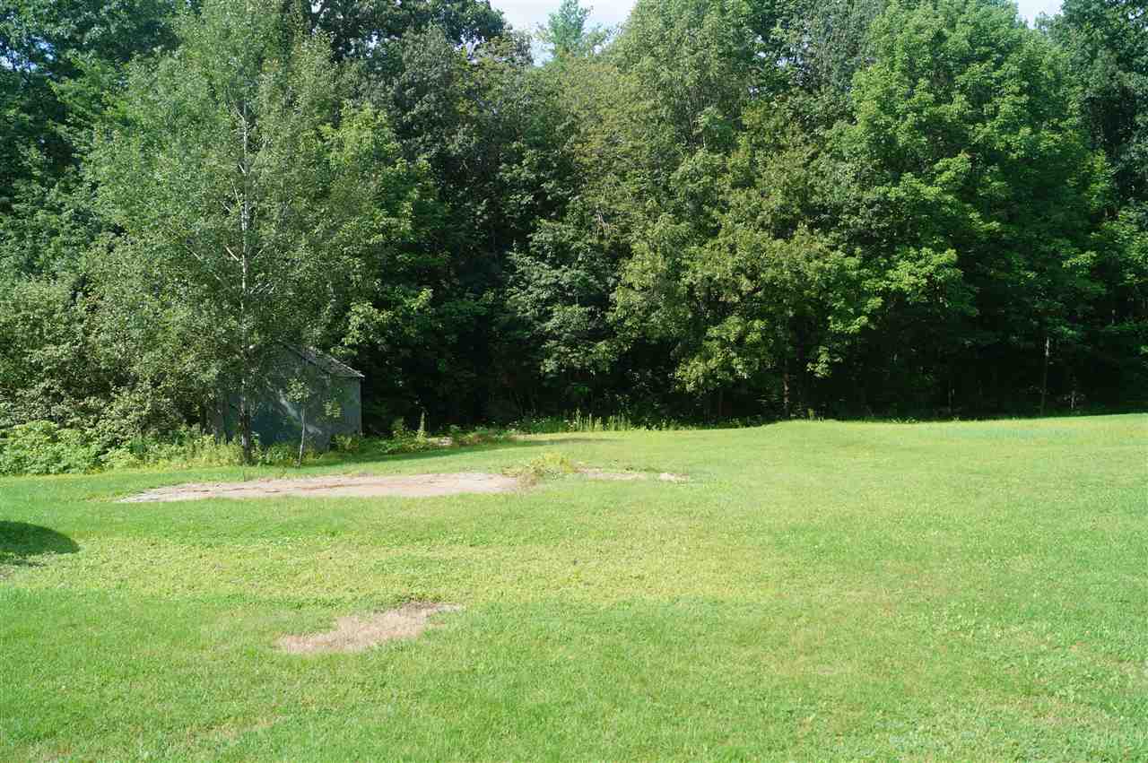 84 Scobie Pond Road Derry, NH 03038 - Photo 4 of 9