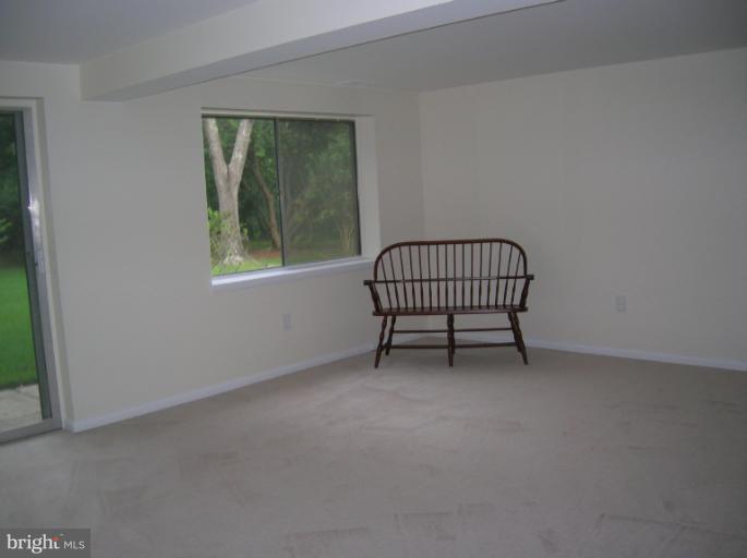 111 Bluff Terrace Silver Spring, MD 20902 - Photo 2 of 15 Family Room