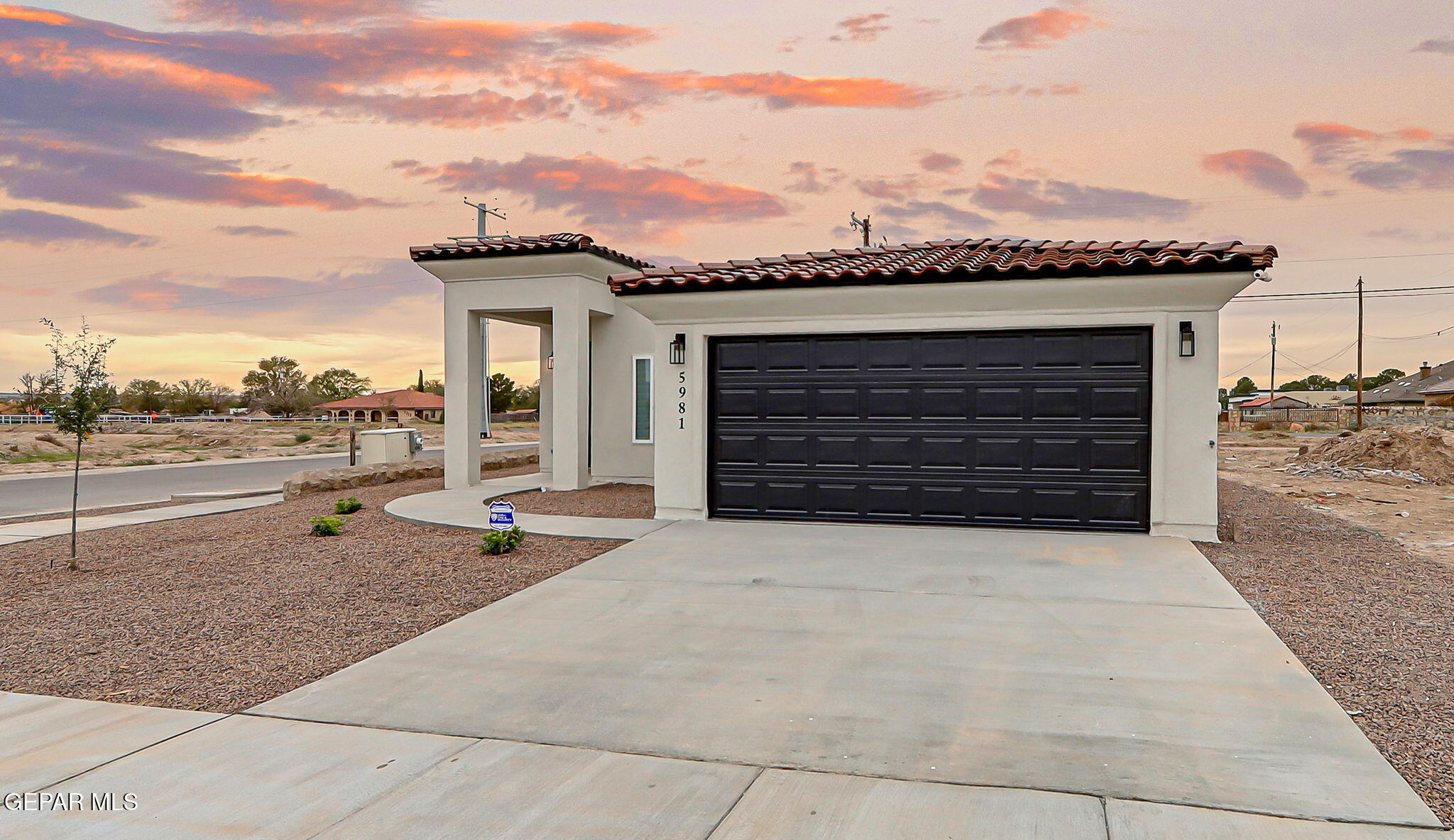 5981 Ruidoso Downs Street El Paso, TX 79932 - Photo 3 of 35 a view of a terrace