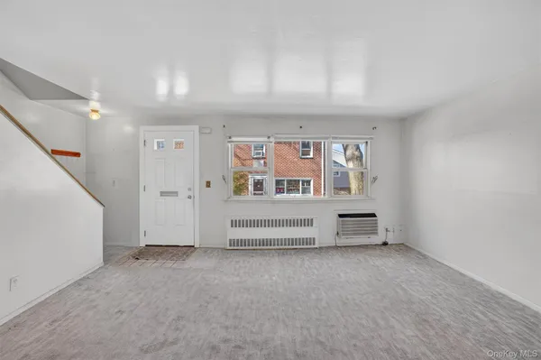 $235,000 | 42 Charter Circle, Unit 42, Ossining, NY 10562