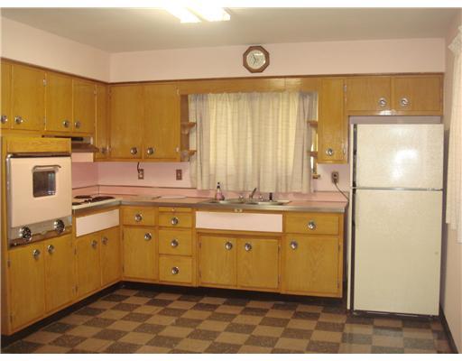 509 Mt Tabor Road Long Branch, PA 15423 - Photo 4 of 15 Kitchen.