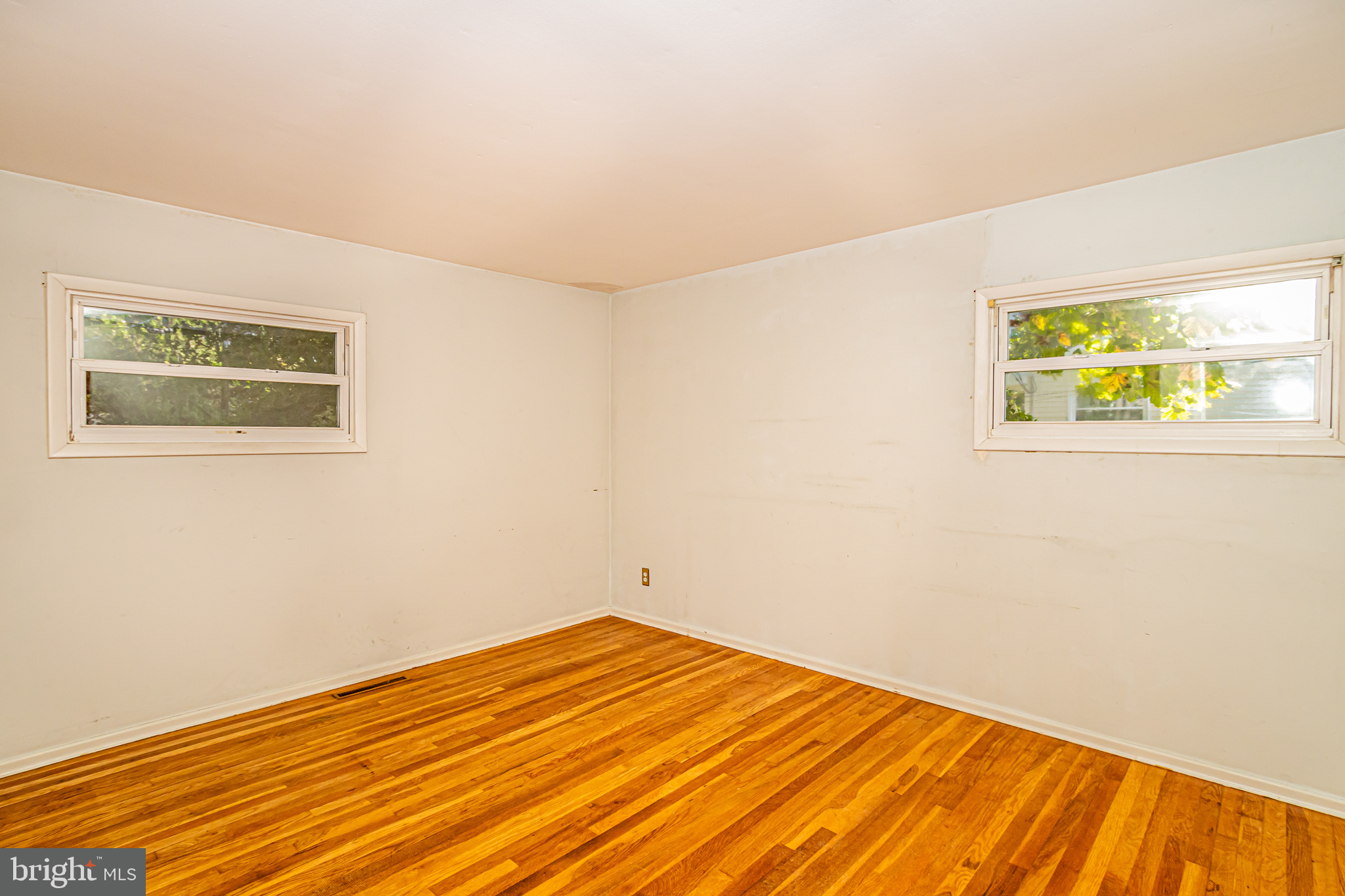 15 Garrett Road Newark, DE 19713 - Photo 11 of 25 Main Bedroom