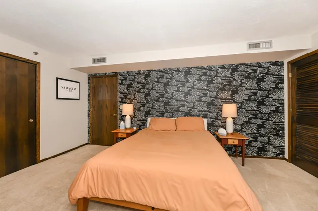 $244,900 | 1633 North Prospect Avenue, Unit 17C, Milwaukee, WI 53202