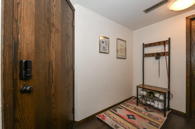 $244,900 | 1633 North Prospect Avenue, Unit 17C, Milwaukee, WI 53202