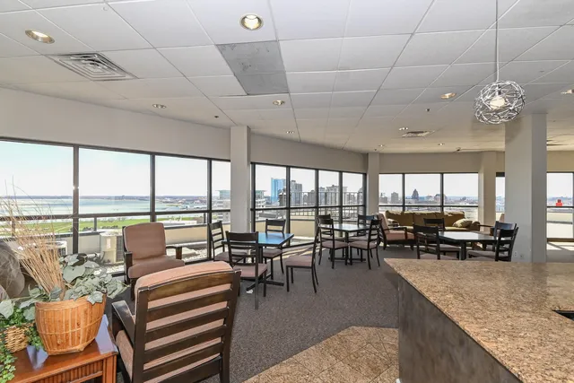 $244,900 | 1633 North Prospect Avenue, Unit 17C, Milwaukee, WI 53202