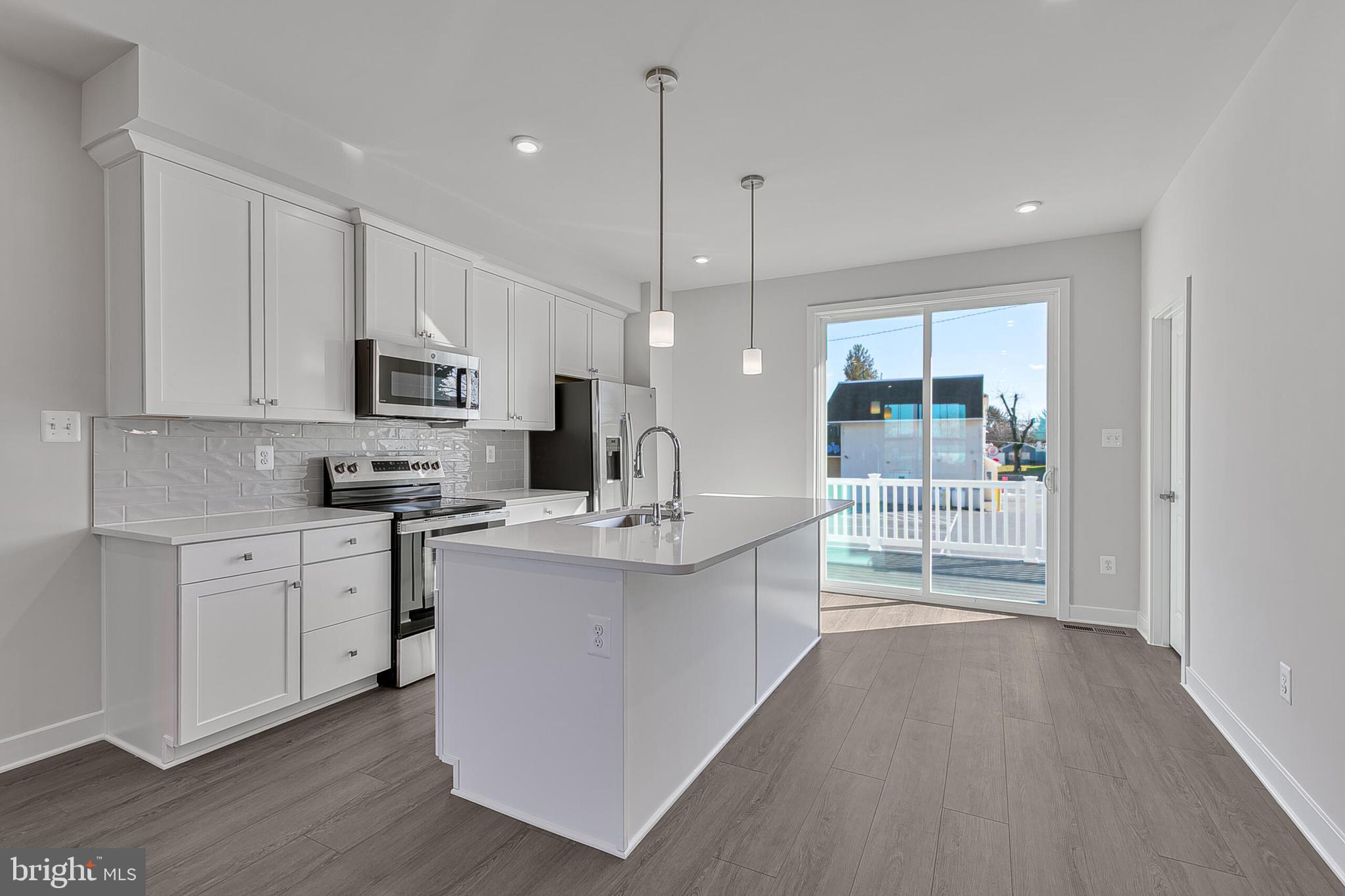 13 Oasis Avenue Ranson, WV 25438 - Photo 15 of 40