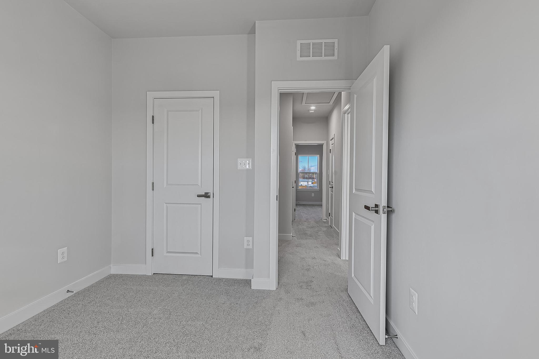 13 Oasis Avenue Ranson, WV 25438 - Photo 28 of 40