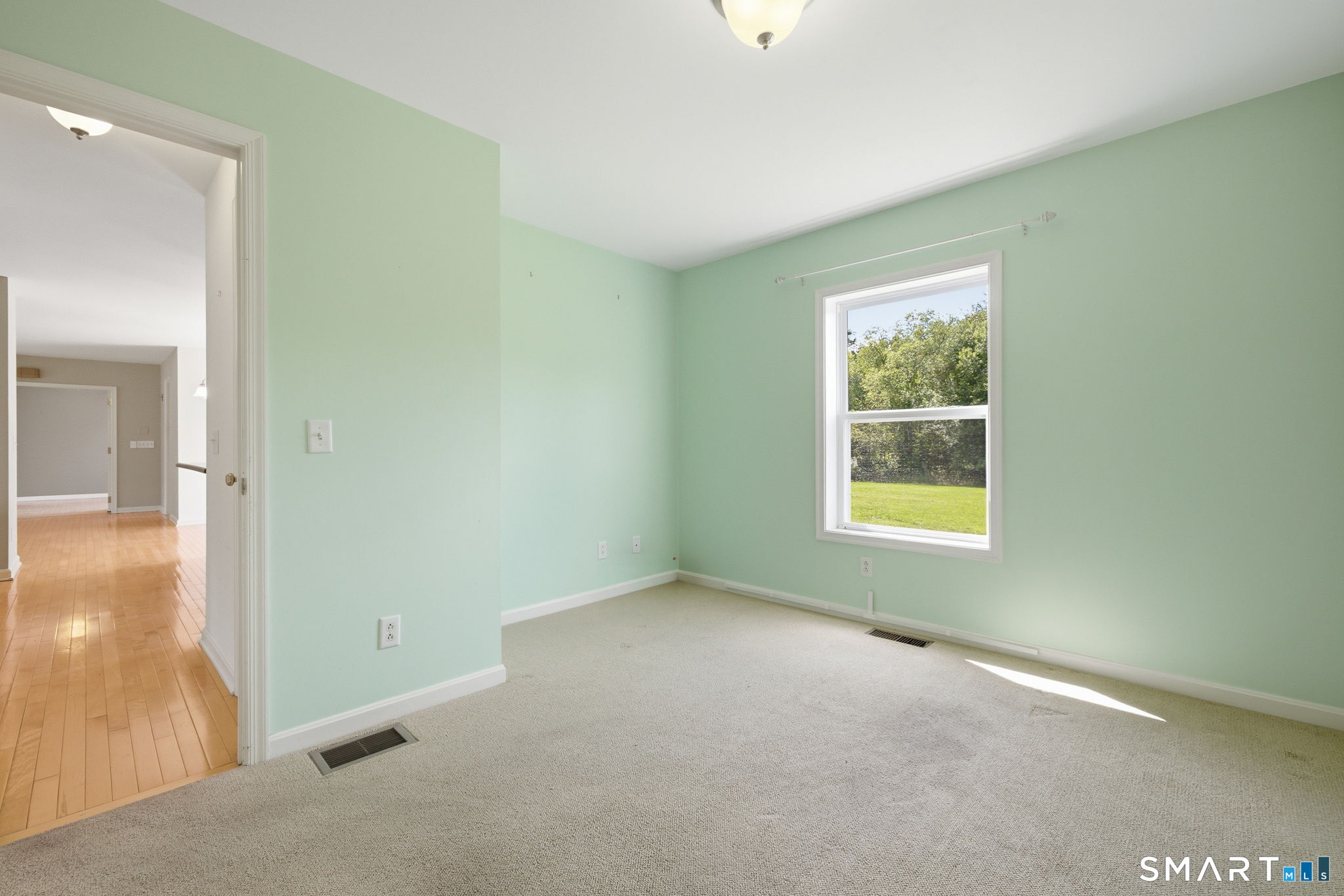 856 Dunn Road Coventry, CT 06238 - Photo 17 of 39 Gallery Image 17