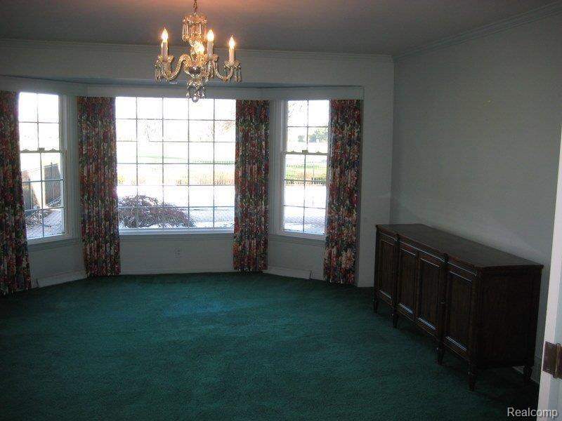 284 Moross Road Grosse Pointe, MI 48236 - Photo 13 of 18 284 Moross 023-1.jpg