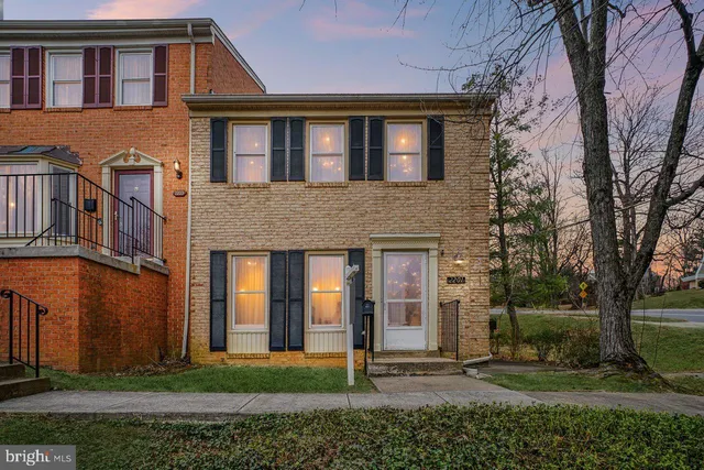 $724,999 | 2201 McLean Park Road, Falls Church, VA 22043