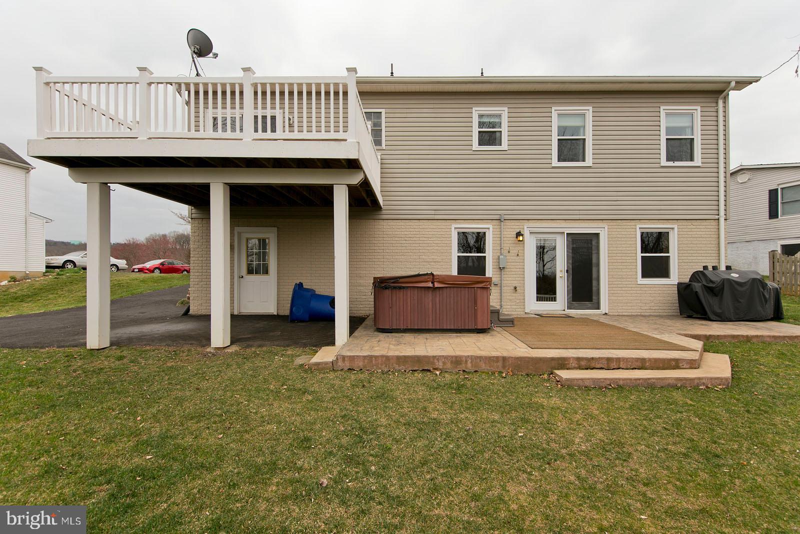 1434 Canterbury Road Front Royal, VA 22630 - Photo 2 of 57 Gallery Image 2