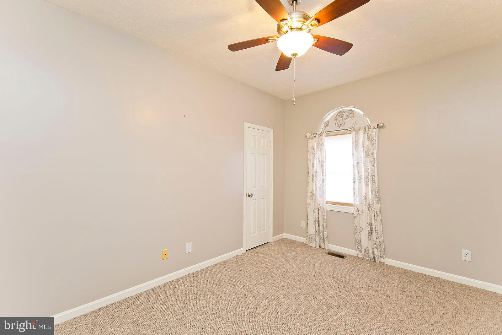 1434 Canterbury Road Front Royal, VA 22630 - Photo 26 of 57 Gallery Image 26