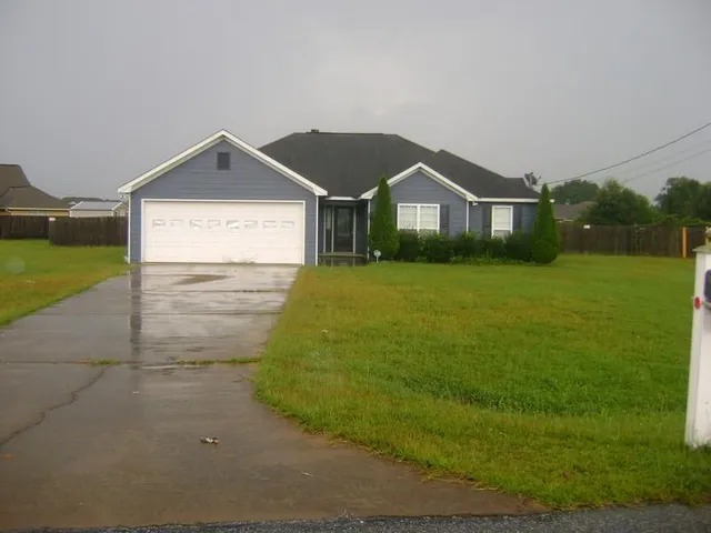 $1,375 | 28 Honeysuckle Way, Fort Mitchell, AL 36856