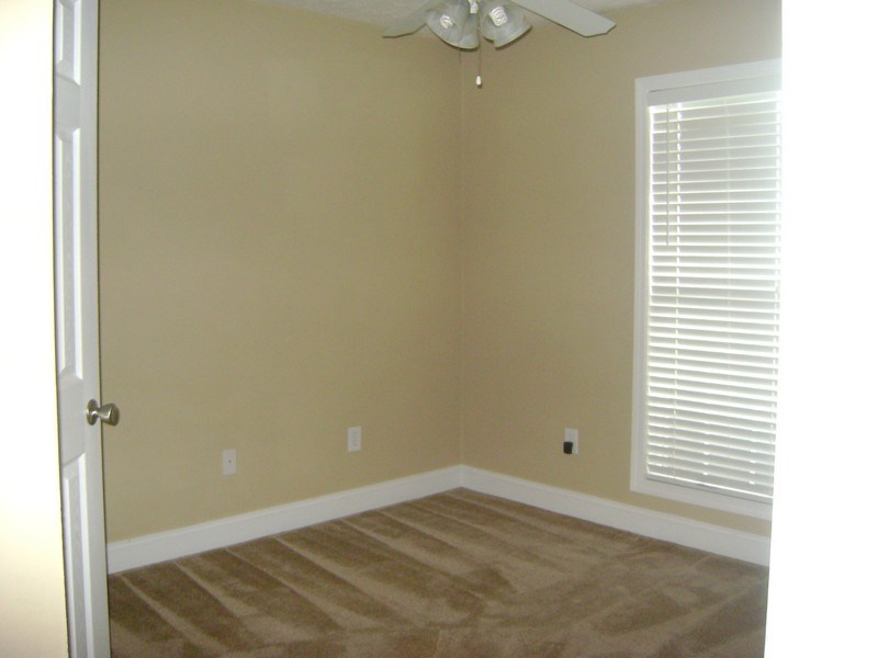 28 Honeysuckle Way Fort Mitchell, AL 36856 - Photo 14 of 23