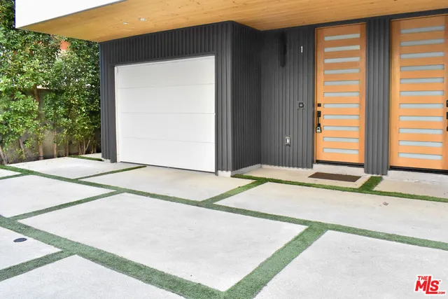 $5,995 | 4333 Dixie Canyon Avenue, Unit 1, Sherman Oaks, CA 91423