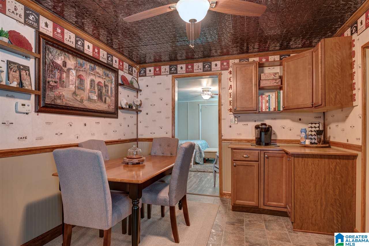 628 Bradley Road Gardendale, AL 35071 - Photo 4 of 29