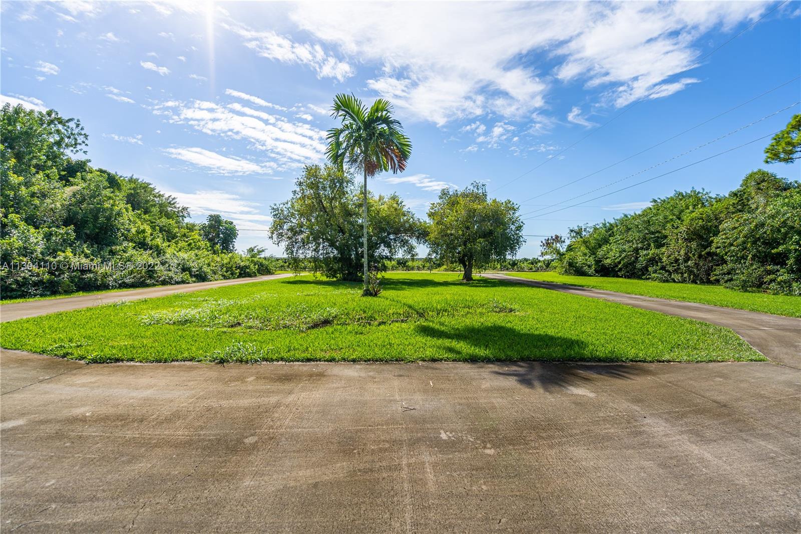 19777 Southwest 334th Street Homestead, FL 33034 - Photo 9 of 40