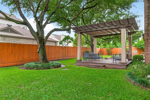 $569,000 | 303 Longview Drive, Sugar Land, TX 77478