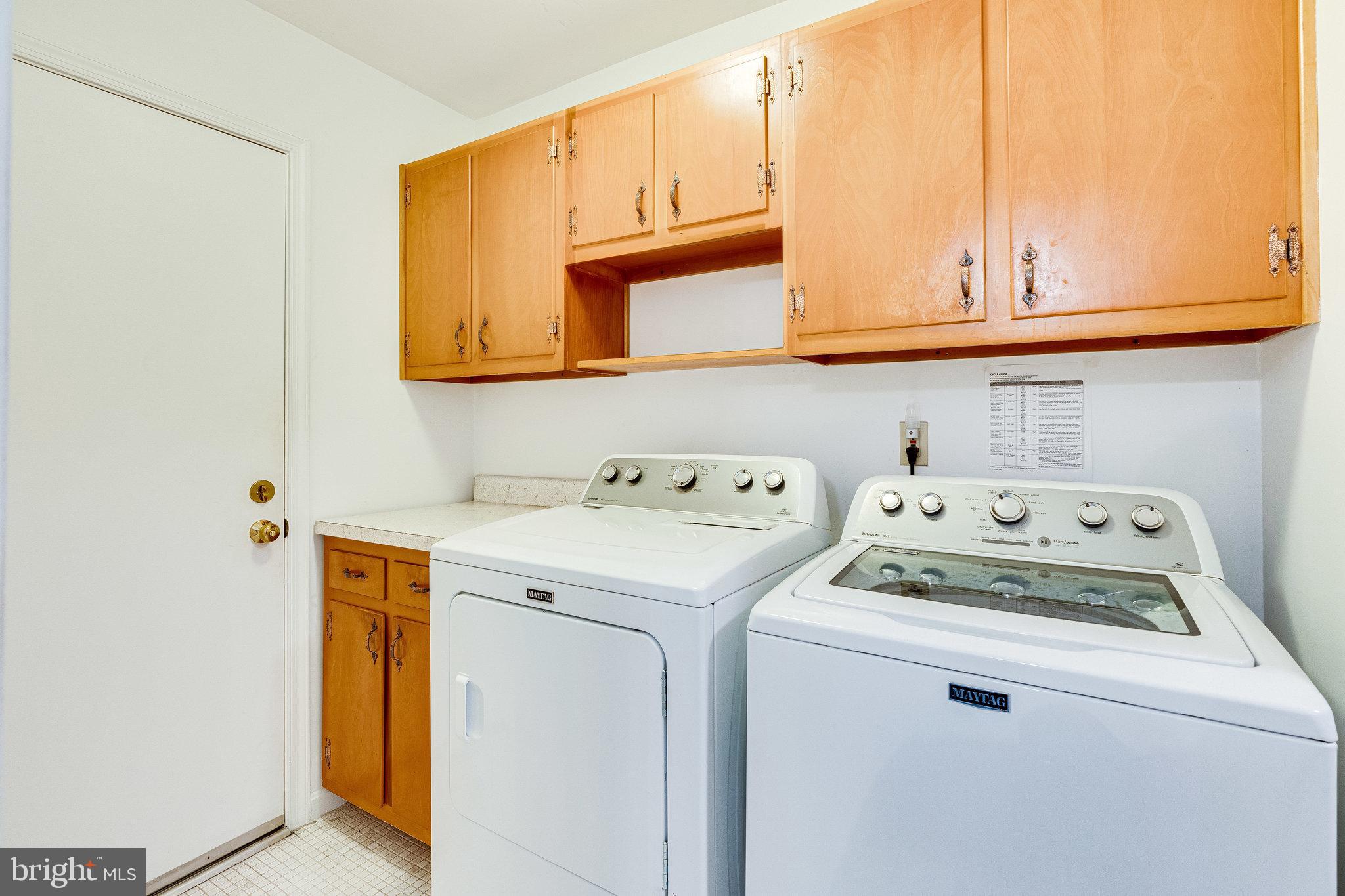8006 Rugby Manassas, VA 20111 - Photo 29 of 39 Laundry