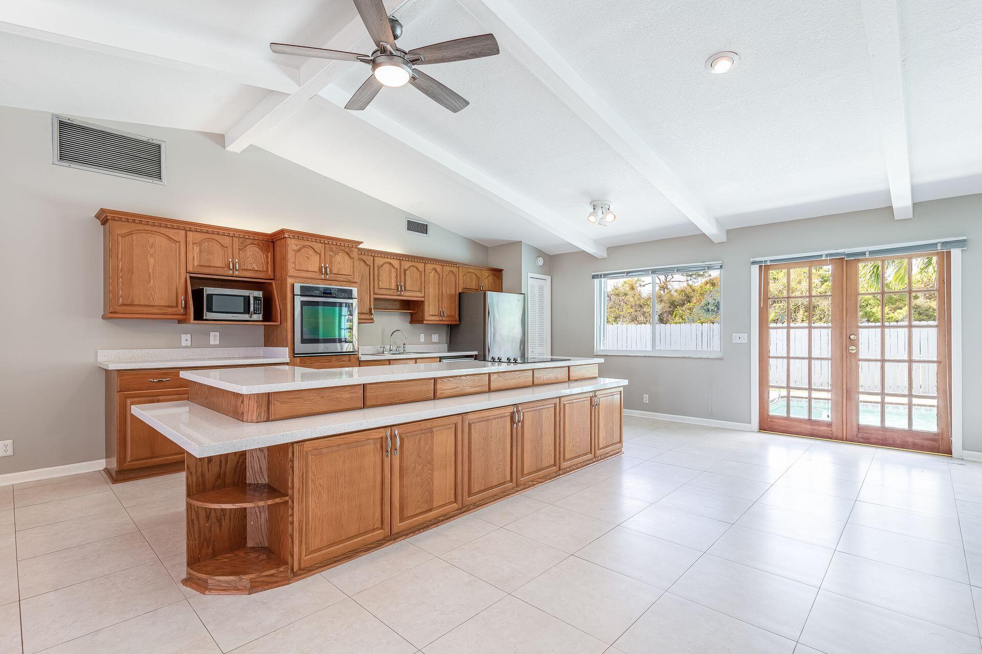 63 Hickory Hill Road Tequesta, FL 33469 - Photo 8 of 28 Kitchen