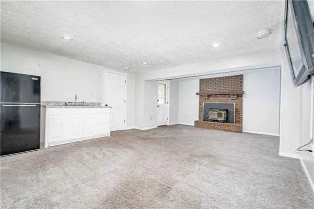 $320,000 | 1201 Southwest Hopi Street, Blue Springs, MO 64015