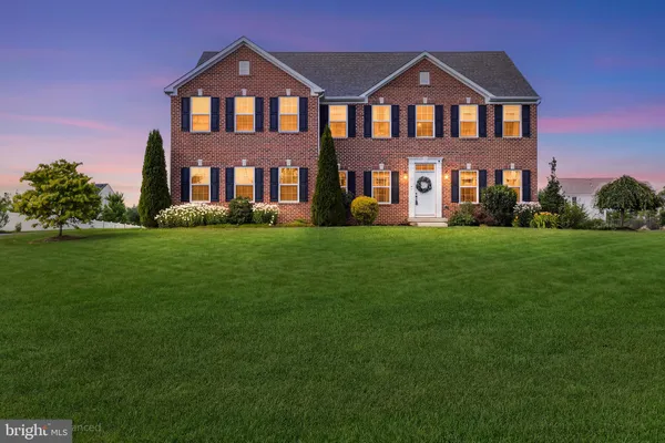 $1,150,000 | 10 Gina Drive, Allentown, NJ 08501