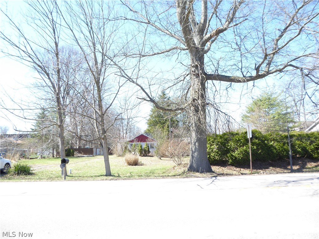 5940 Jaycox Road North Ridgeville, OH 44039 - Photo 4 of 28 View facing west