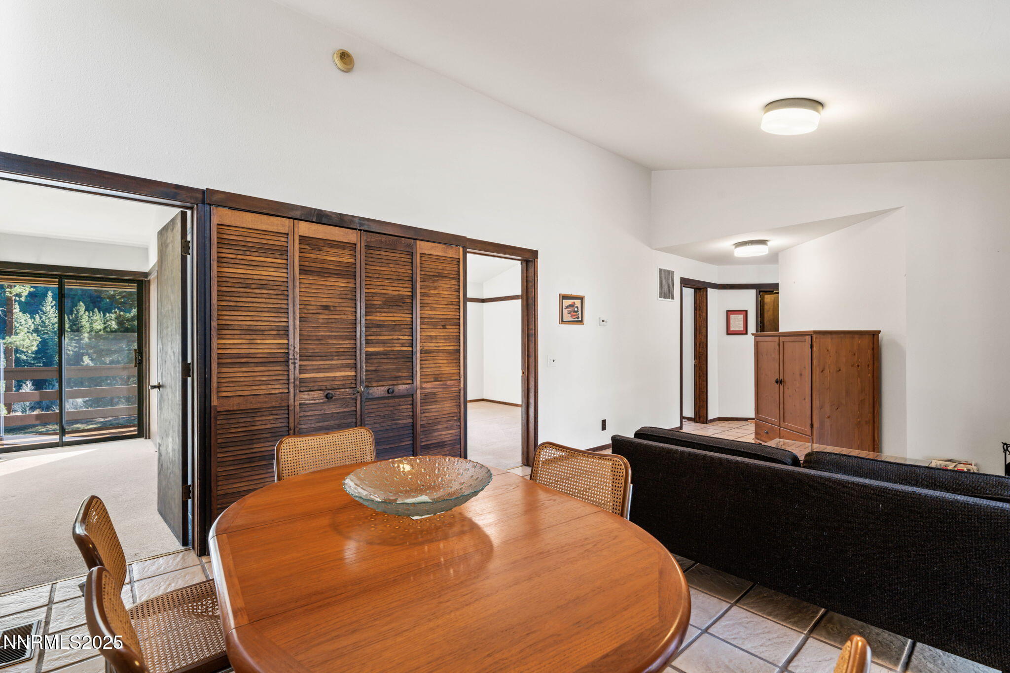4650 Old Clear Creek Road Carson City, NV 89705 - Photo 39 of 59 a living room with furniture